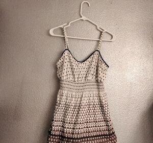 Elle Women's Sweetheart Neckline Peasant Waist Top